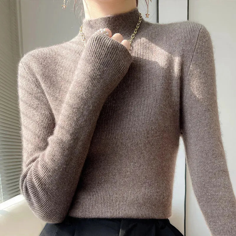Women's Lightweight Knitted Autumn Sweater