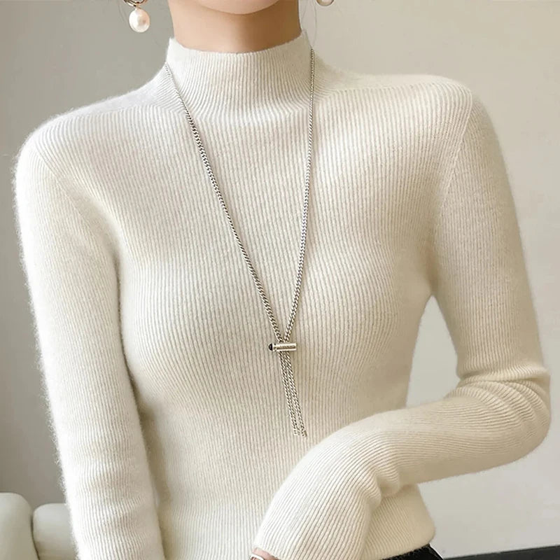 Women's Lightweight Knitted Autumn Sweater