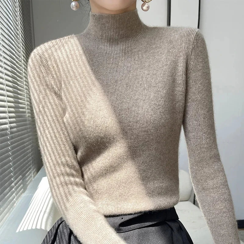 Women's Lightweight Knitted Autumn Sweater